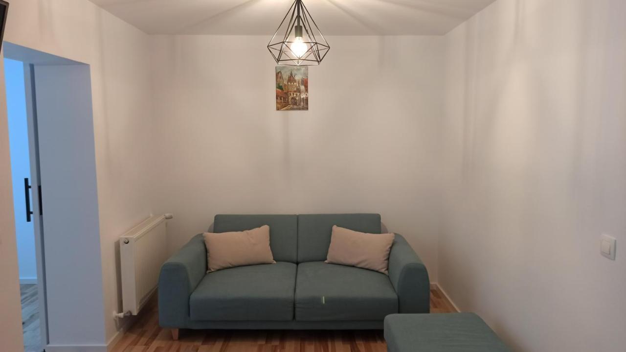 Chrysanthemum Apartman Segesvár Kültér fotó